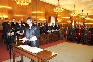 El nuevo decano de Zamora critica la Ley de Tasas en su toma de posesión