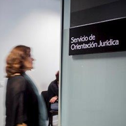 Campaña de firmas por la reanudación de los servicios jurídico-penitenciarios de Andalucía