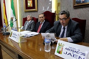 El presidente de la Sala Civil del TS inaugura el Curso de Derecho Bancario del Colegio de Jaén