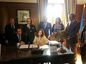 El Colegio de Abogados de Oviedo y la Fiscalía Superior del Principado firman un Protocolo de actuación para juicios de conformidad