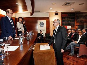 Félix Mondelo toma posesión como nuevo presidente del Consello da Avogacía Galega