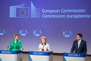 Directrices de la Comisión europea para proteger a la ciudadanía y garantizar la libre circulación frente al COVID-19