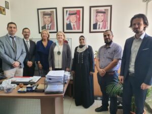 Delegación del Consejo General de la Abogacía visita proyecto en Jordania