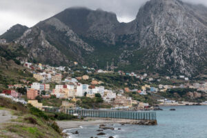 thumbnail-Un juzgado de Ceuta considera ilegales las ‘devoluciones en caliente’ de migrantes en el mar